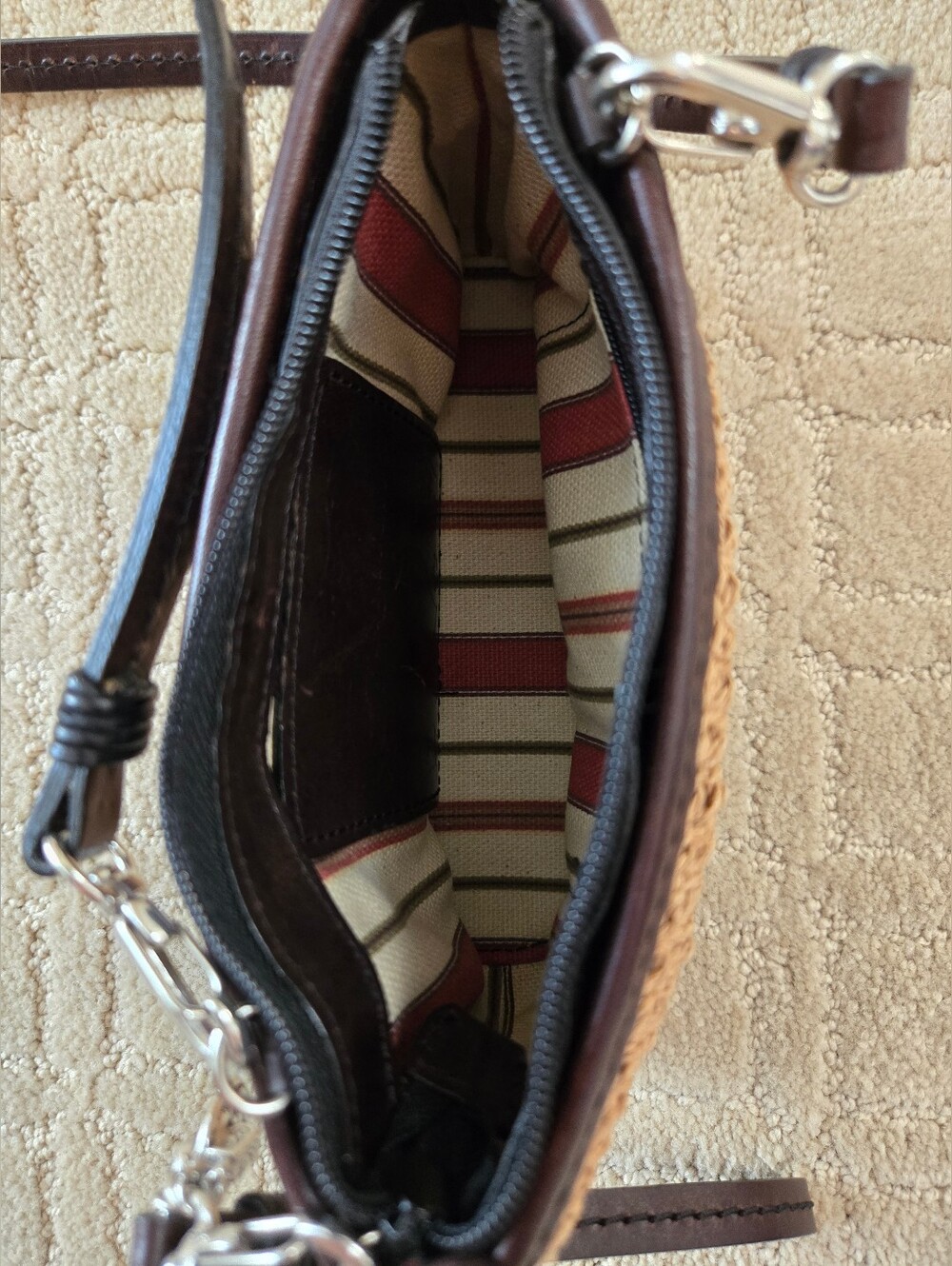 Vintage Brighton Woven Straw MultiFunctional Pouch Bag includes Dust Bag - Picture 4 of 12